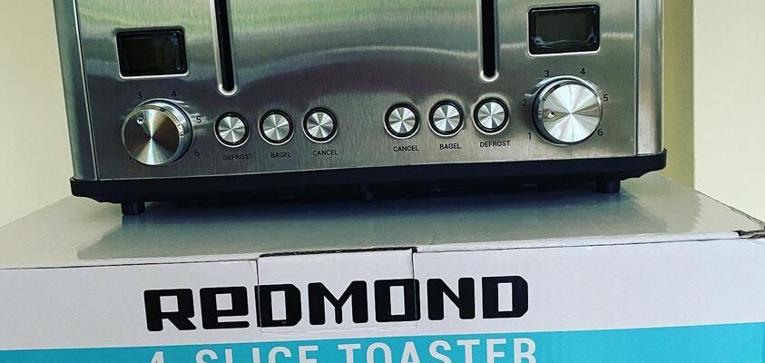 Redmond 4-slice Commercial Look Toaster
