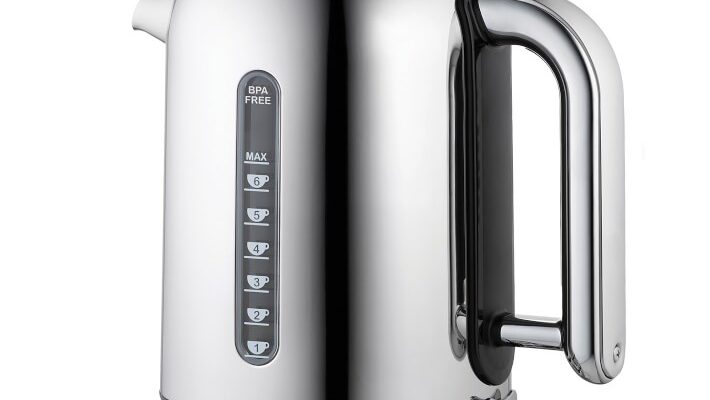 Dualit Kettle at the boil and at your service!